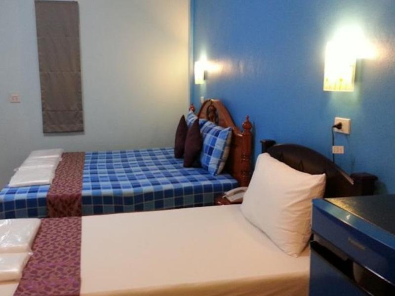 Sangtong Beach Resort Laem Sing Ngoại thất bức ảnh